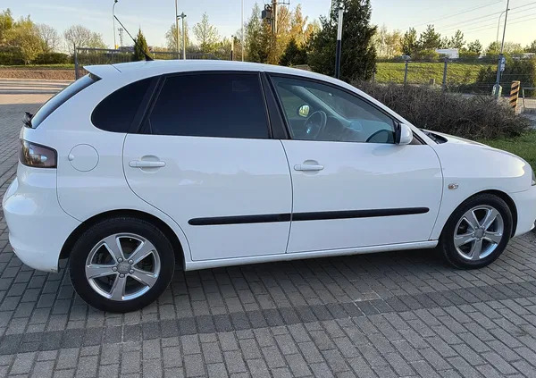 żukowo Seat Ibiza cena 17500 przebieg: 188700, rok produkcji 2009 z Żukowo